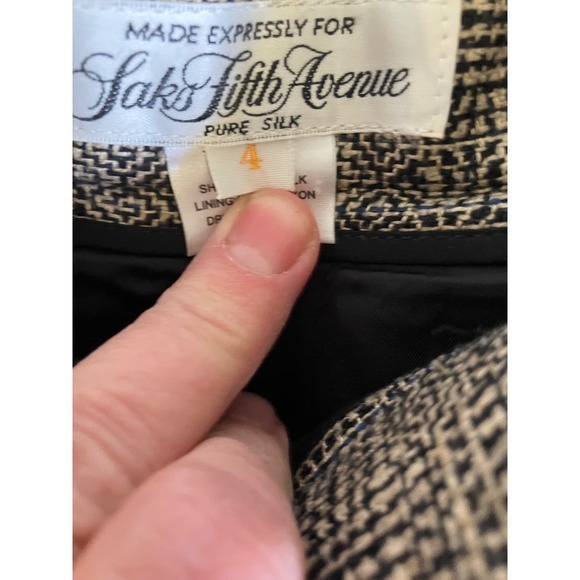 Saks Fifth Avenue Sanyo Houndstooth Skirt Pure Silk Size 4 career - Picture 6 of 9
